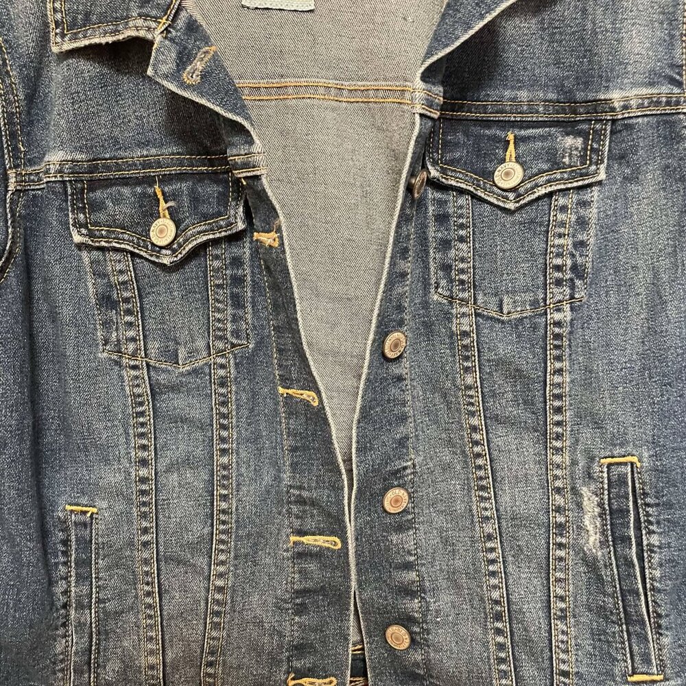 Old Navy | Classic Blue Jean Jacket - Picture 2 of 4